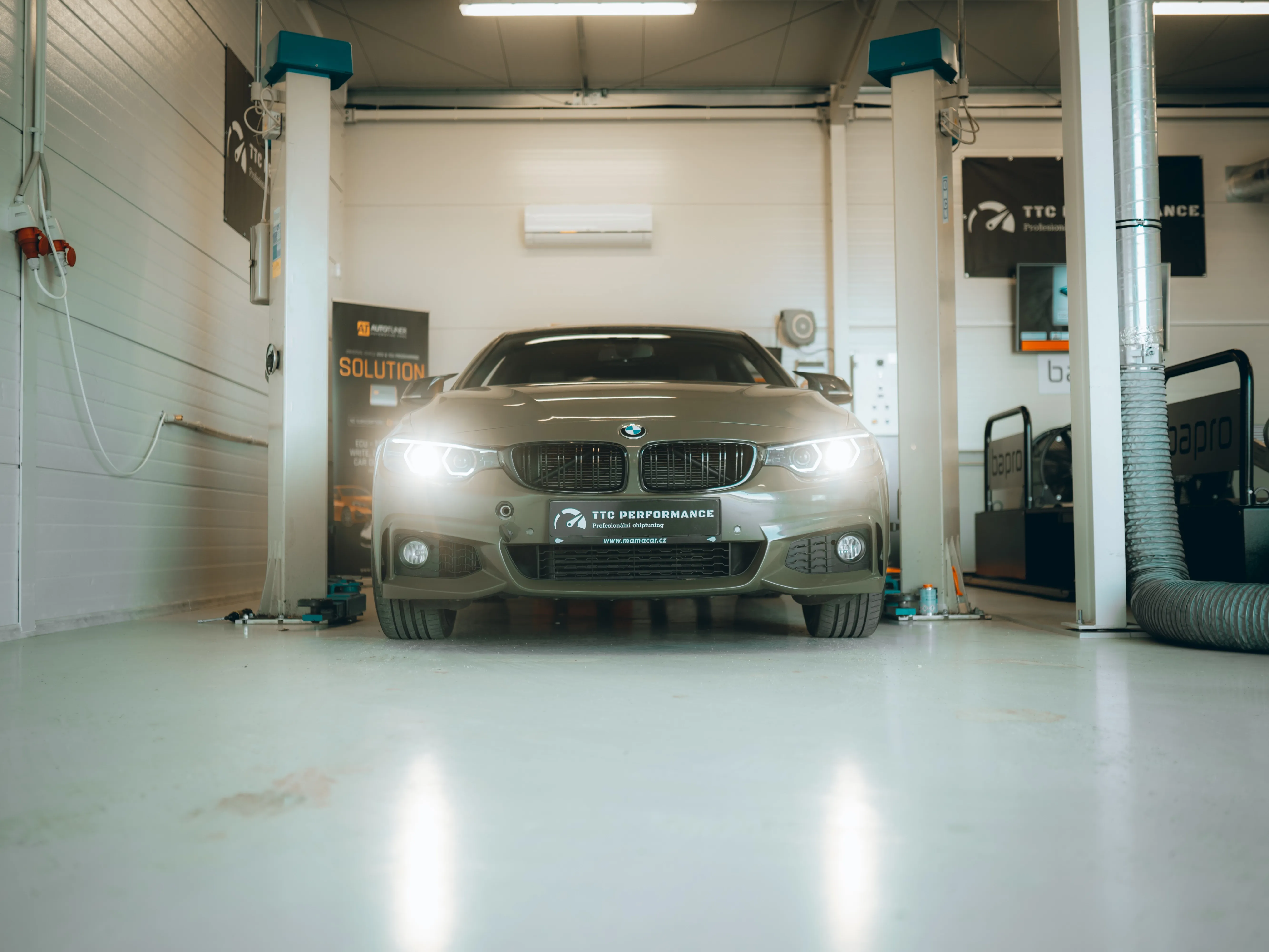 ../Fotky_WEBP/BMW_TTC_Holik-08 kopie.webp name